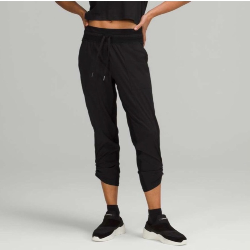 Lululemon Dance Studio Mid-Rise Crop